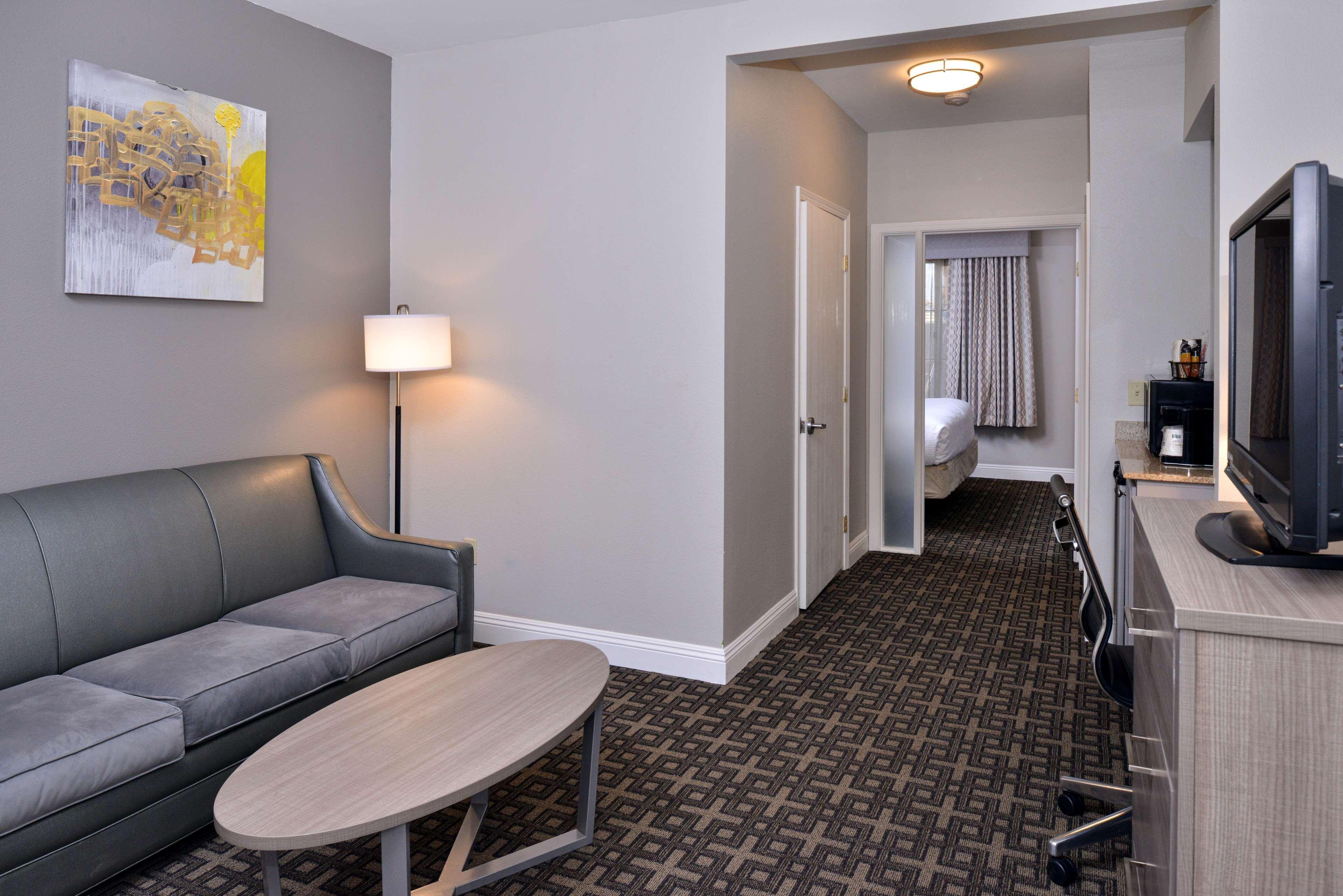 Best Western Kettleman City Inn & Suites Exterior photo